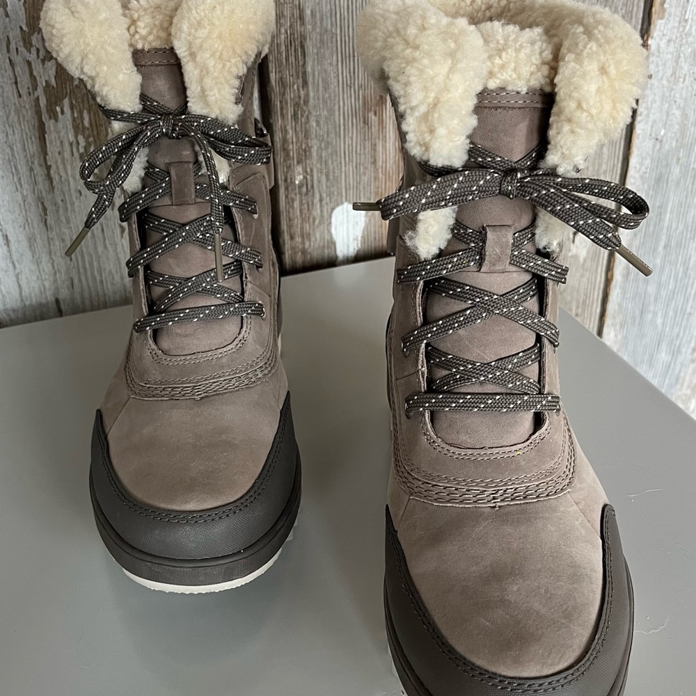 Sorel Tivoli IV Parc Waterproof Boot 8.5 Women Taupe